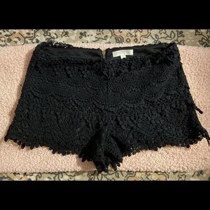 lace shorts
